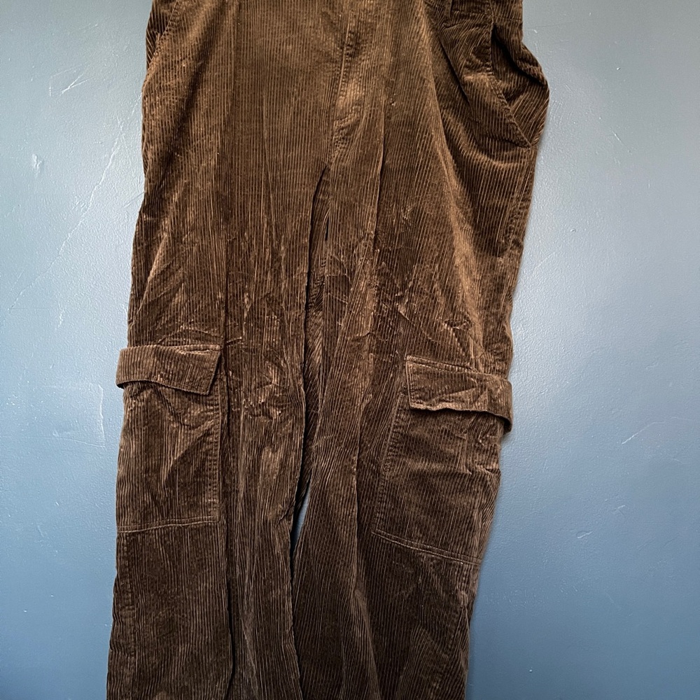Women’s plus Lucy & Yak Phoenix Corduroy Cargo Pants- Ivy Green